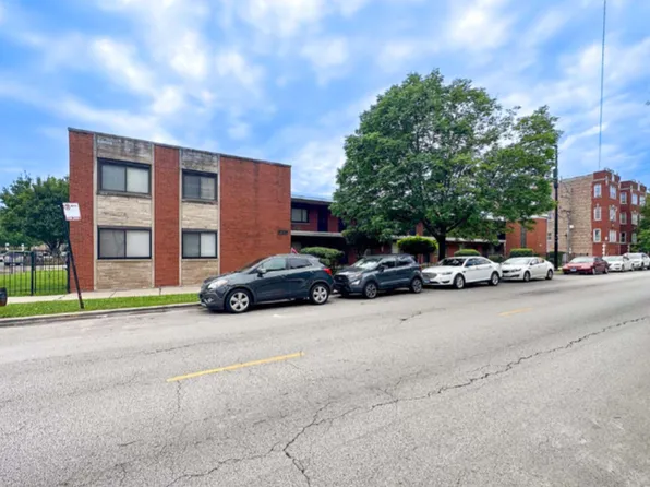 5701 W Washington Blvd APT 2F, Chicago, IL 60644
