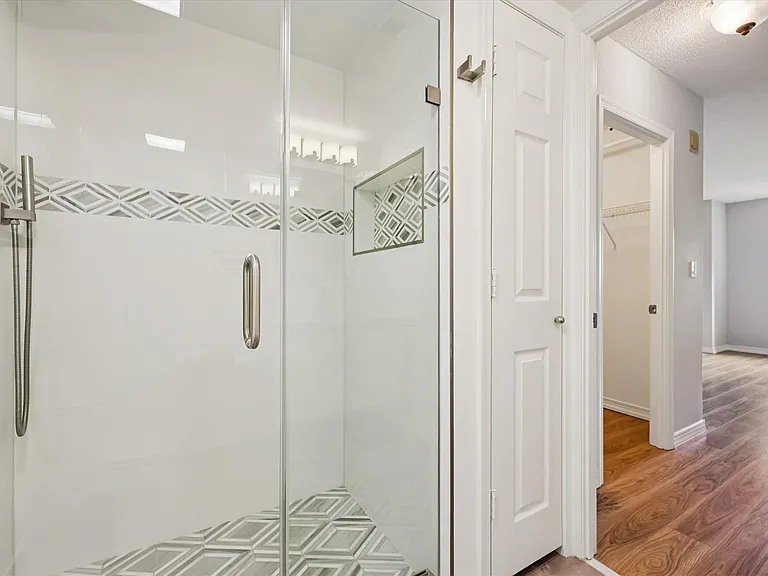 5809 Nicholson Ln #514 — Photo 20