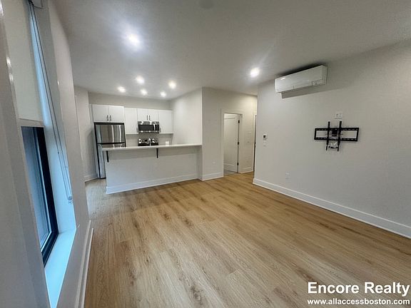 2nd image of 72 Bailey St #202