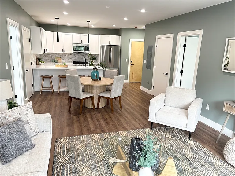 1391 Main St #304 — Photo 10