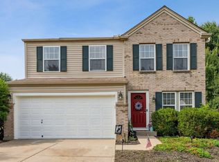 56 Wooded Ridge Dr, Amelia, OH 45102
