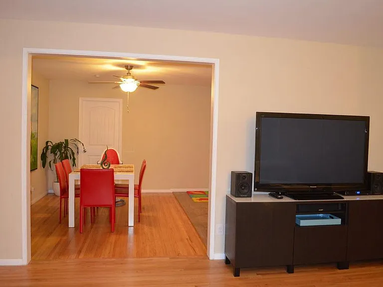 4315 Corinth St — Photo 7
