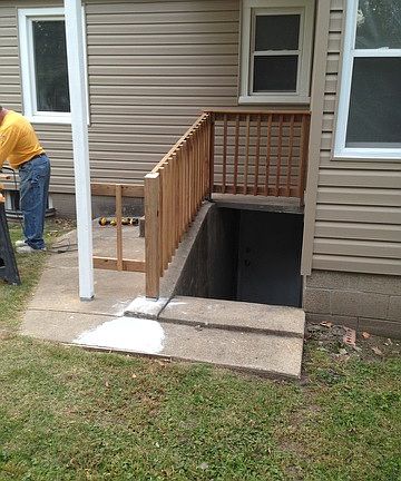BACK OF HOUSE