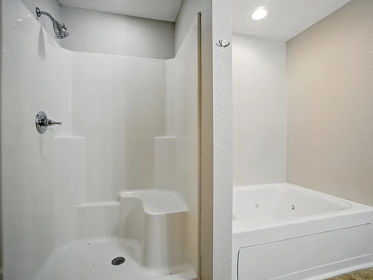 5009 Breleigh Ln — Photo 13