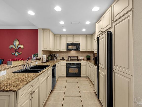 3rd image of 4 Portofino Dr Suite 1802