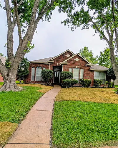 10610 Nashville Dr Photo 1