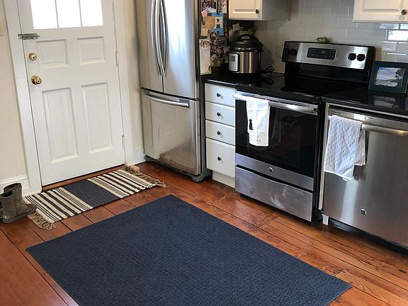 4th image of 8428 Germantown Ave #2