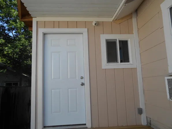 1124 W Elsmere Pl, San Antonio, TX 78201