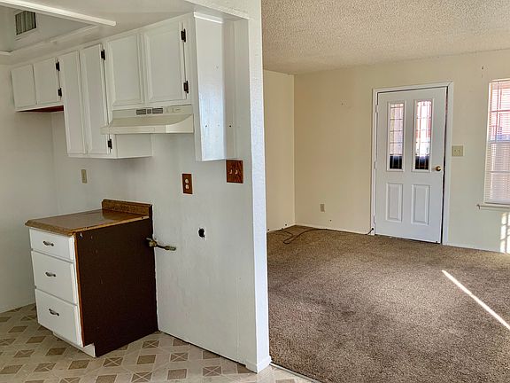 3rd image of 10628 Cuatro Vistas Dr