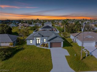 2221 Tropicana Pkwy W, Cape Coral, FL 33993