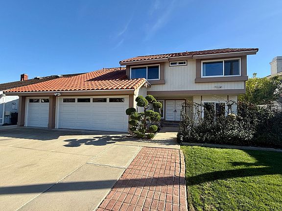 5th image of 18402 Oxboro Ln