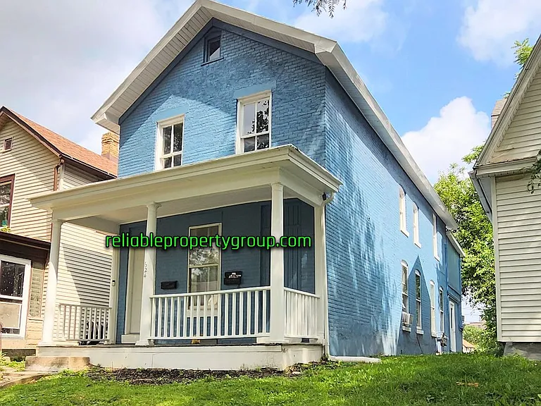 624 Walnut St — Photo 1