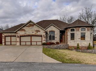 4225 Bristol Ln, Springfield, MO 65802