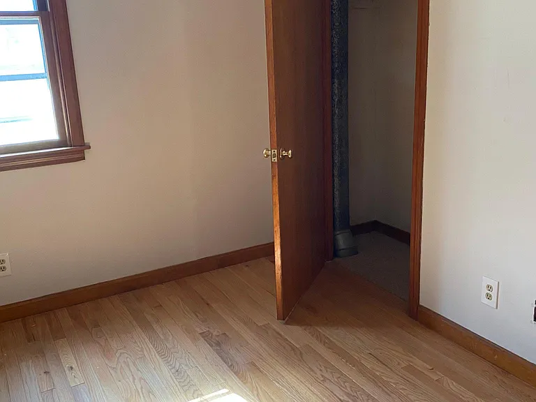 153 Washington St — Photo 22