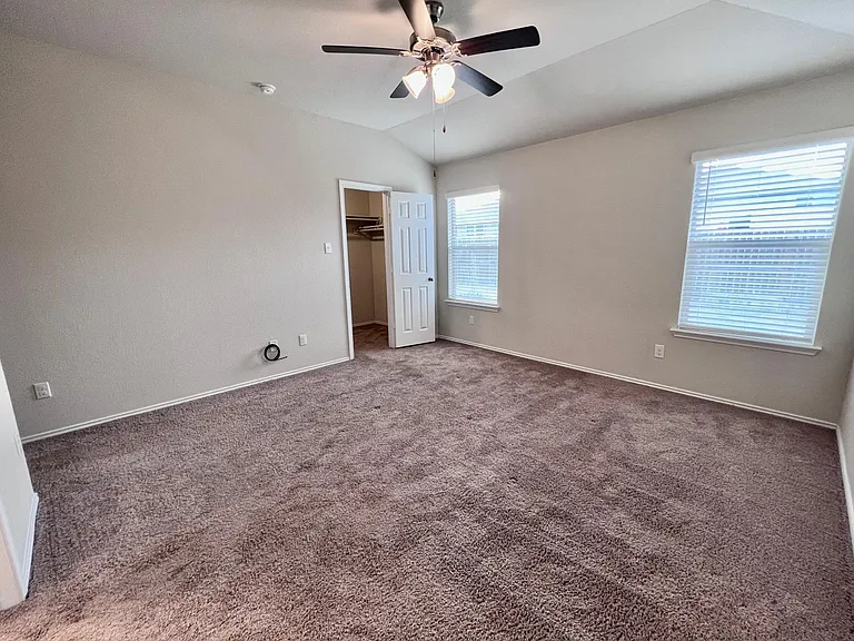 6320 Dorthy Muree Dr — Photo 16