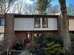 2135 Colts Neck Ct, Reston, VA 20191