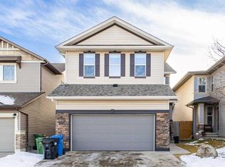 21 N Panamount Row NW, Calgary, AB T3K 0C6