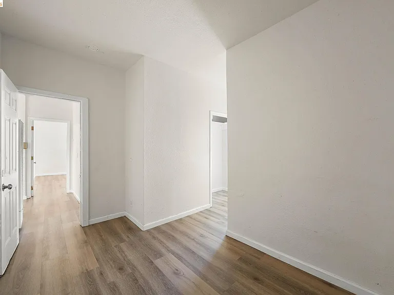 203 Bissell Ave #2 — Photo 12
