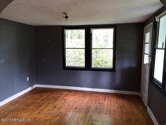 5th image of 4433 Turner Ave