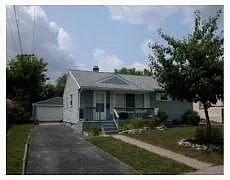 1620 Margarita St photo 1