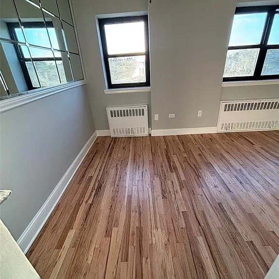 4200 Herkimer Pl #6E — Photo 4