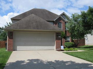 860 Eastmont Rd, Lexington, KY 40509