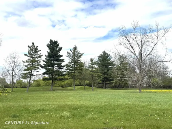 107 Sawmill Creek Trl, Saginaw, MI 48603