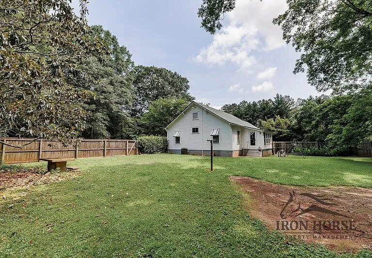 4671 Macon Hwy — Photo 7