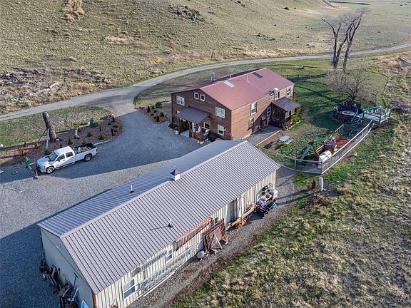 5th image of 682 E River Rd