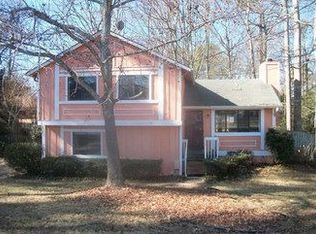 519 Carillon Ln, Stone Mountain, GA 30083