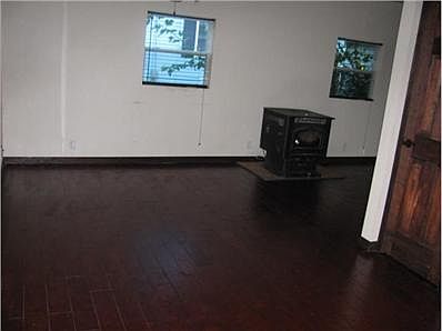 4th image of 415 S State St