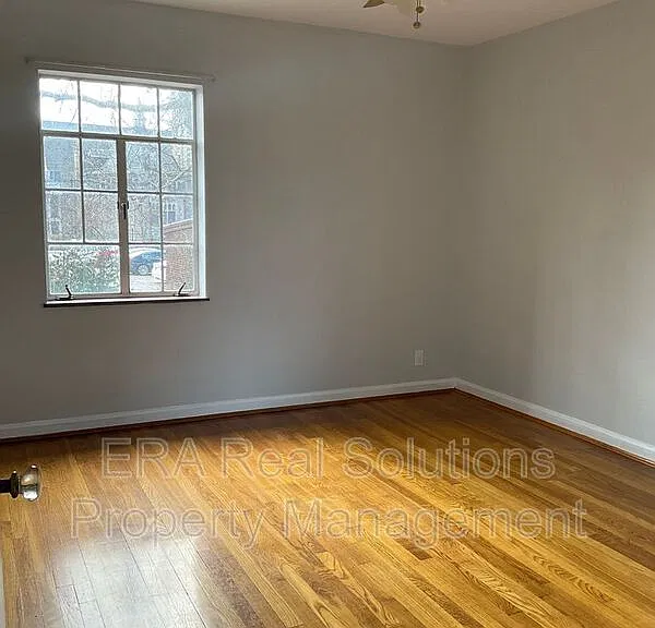 249 Loraine Ave #1 — Photo 2