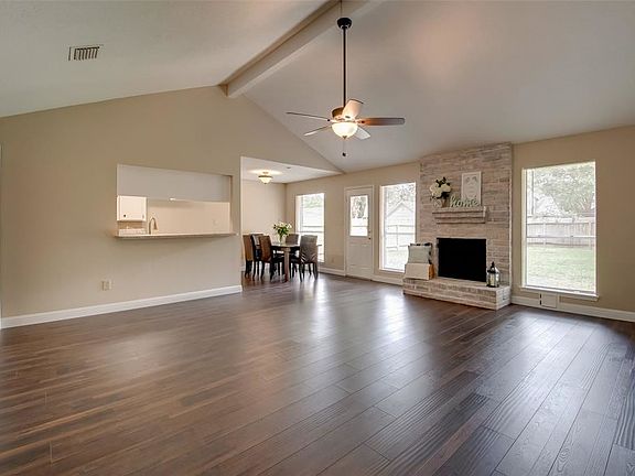 4th image of 22403 Smokey Hill Dr