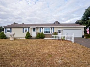 144 Deane St, Chicopee, MA 01020