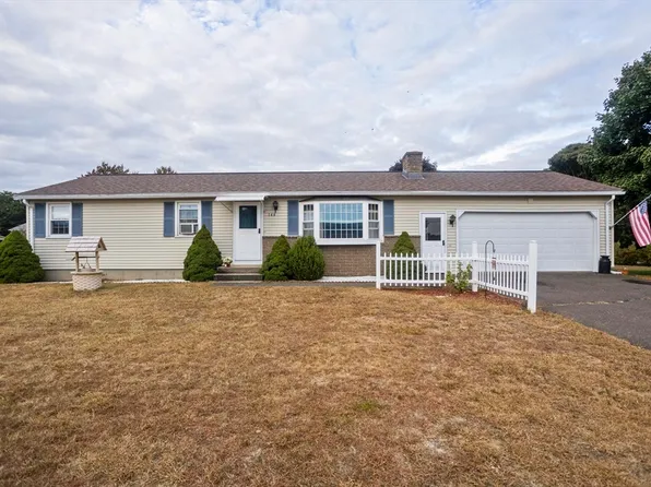 144 Deane St, Chicopee, MA 01020