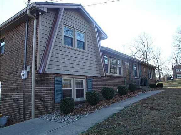 2nd image of 1000 Wildwood St