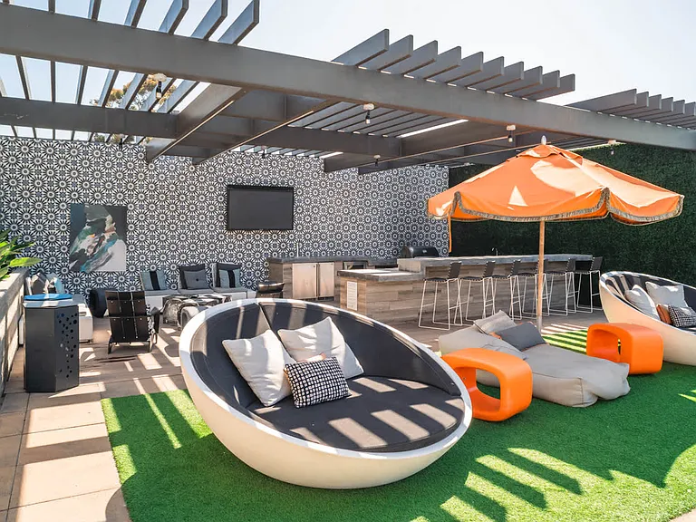 Sun Deck