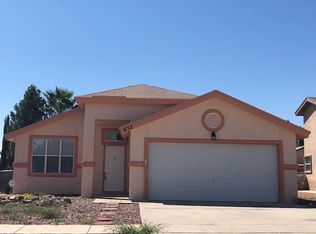 652 Milton Henry, El Paso, TX 79932
