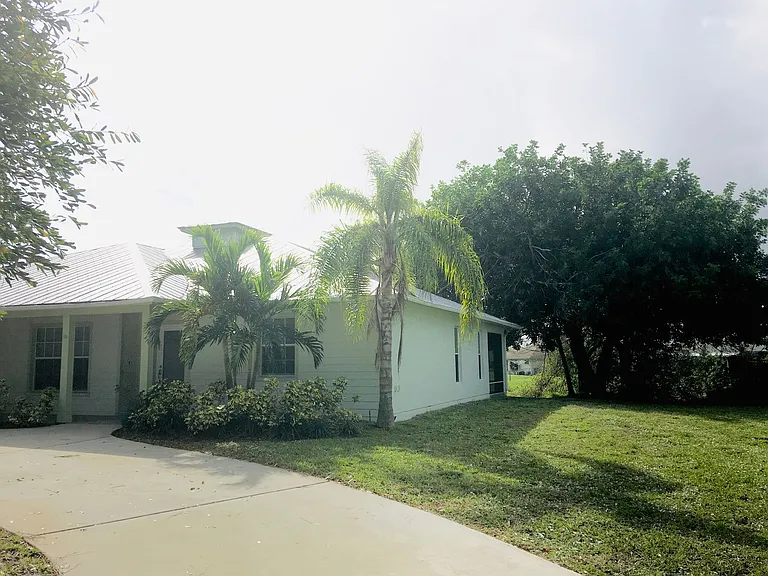 310 Shady Ln — Photo 6