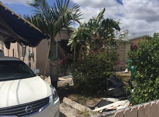 571 W 6th St, Riviera Beach, FL 33404