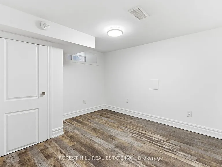 1297 Davenport Rd — Photo 30