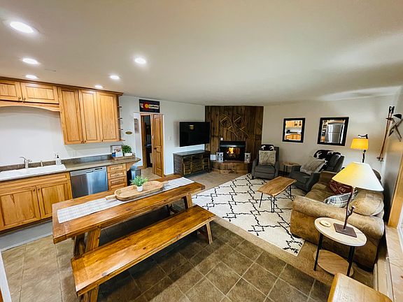 4th image of 412 S Main St #316