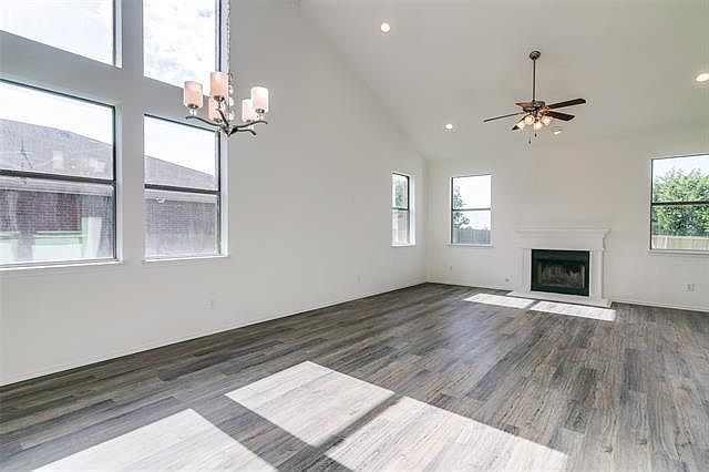 1st image of 425 Ame Ln