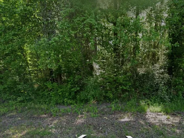 1374 Zebulon Rd, Griffin, GA 30224