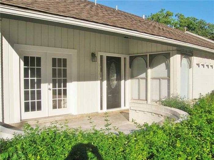 1st image of 6104 Bullard Dr