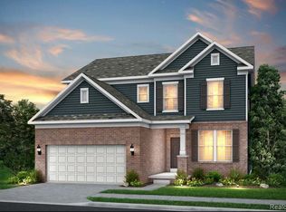 5103 Shoreham Cir, Clarkston, MI 48346