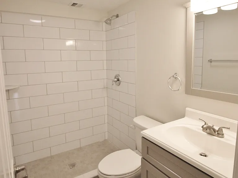 32 Pine St #3 — Photo 11
