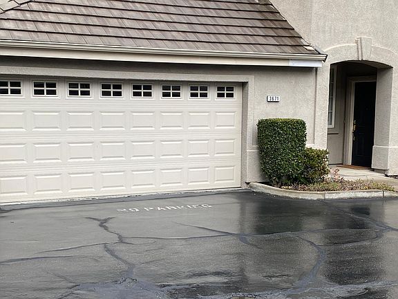 3rd image of 3671 Saint Andrews Dr