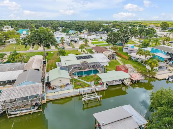 215 GARY AVENUE, OAK HILL, FL 32759