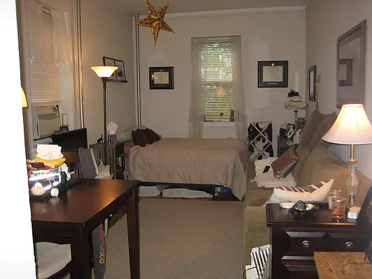 Rented by Magnone Real Estate | media 19